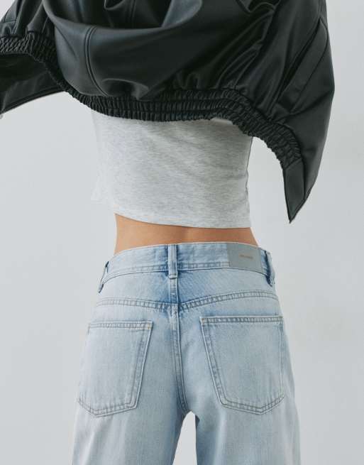 Pull&Bear - Petite - Jeans met rechte pijpen en lage taille in lichtblauw, 4 van 7