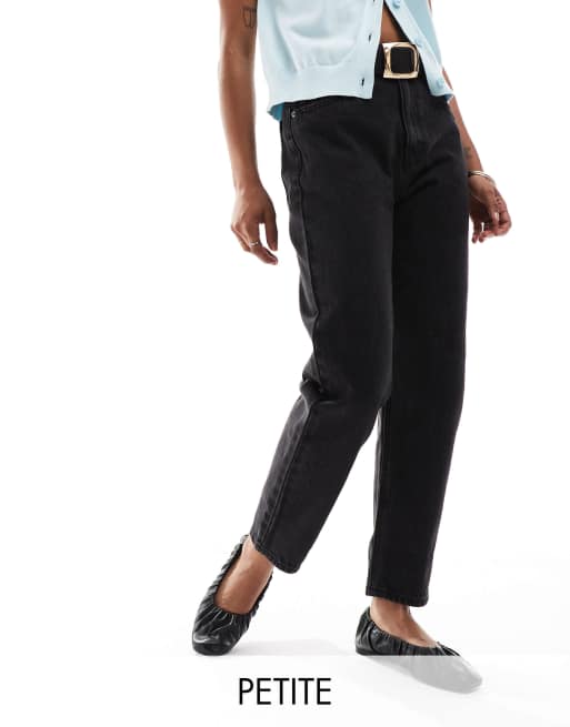 Pull&Bear Petite – Mom-Jeans in Schwarz mit hohem Bund