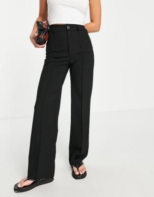 Pull&Bear Petite - Pantalon droit ajusté à taille haute avec coutures sur le devant - Noir