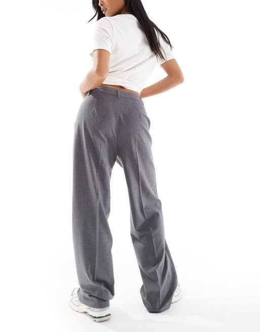Pull&Bear Petite - Pantaloni dritti sartoriali grigi con cuciture sul davanti, 2 di 5