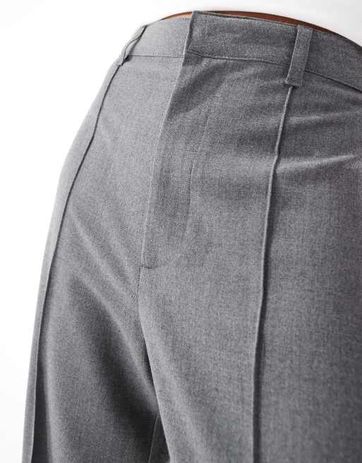 Pull&Bear Petite straight leg tailored trousers with front seam in grey, 4 of 5