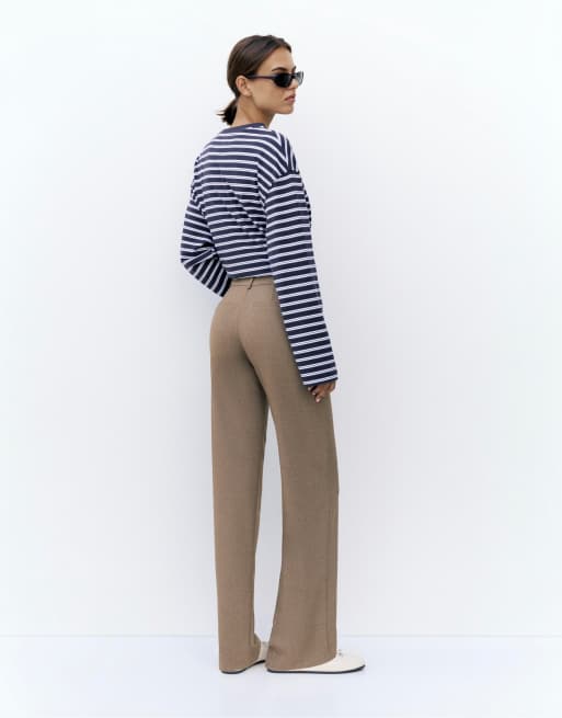 Pull&Bear Petite straight leg trousers in beige, 2 of 7