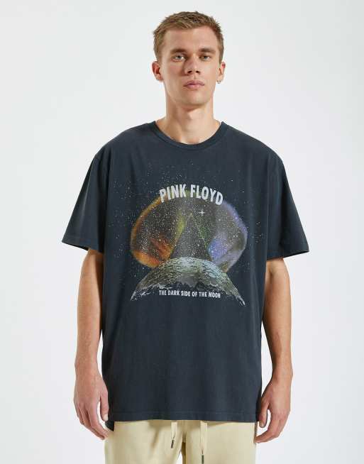 Pull&Bear Pink Floyd t-shirt in washed black | ASOS