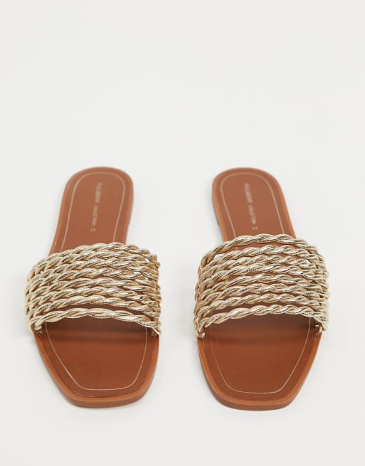 pull and bear sandals