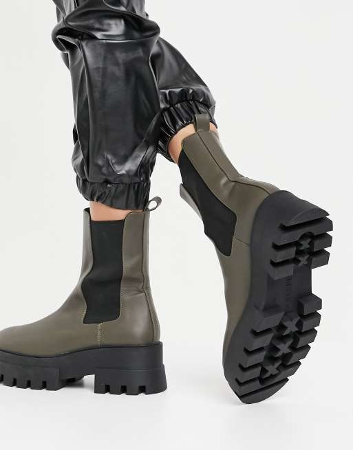 Platform store sole boots