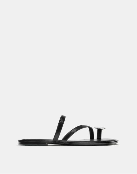 Pull&Bear - Platte sandalen met versiering in zwart - view 1