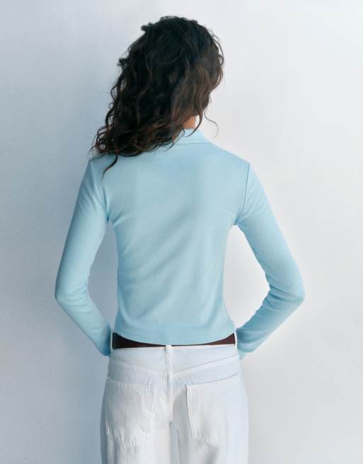 Pull&Bear polo shirt met lange mouwen en uitsnijding in lichtblauw, 2 van 7