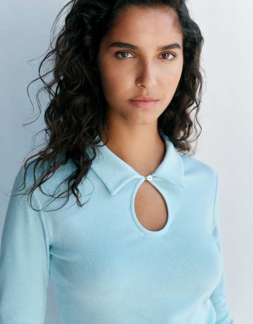 Pull&Bear polo shirt met lange mouwen en uitsnijding in lichtblauw, 3 van 7