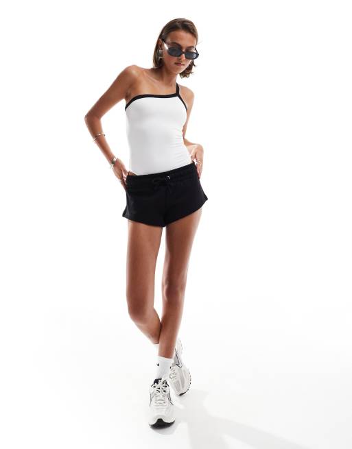 Pull&Bear polyamide one shoulder contrast bodysuit in white, 3 of 4