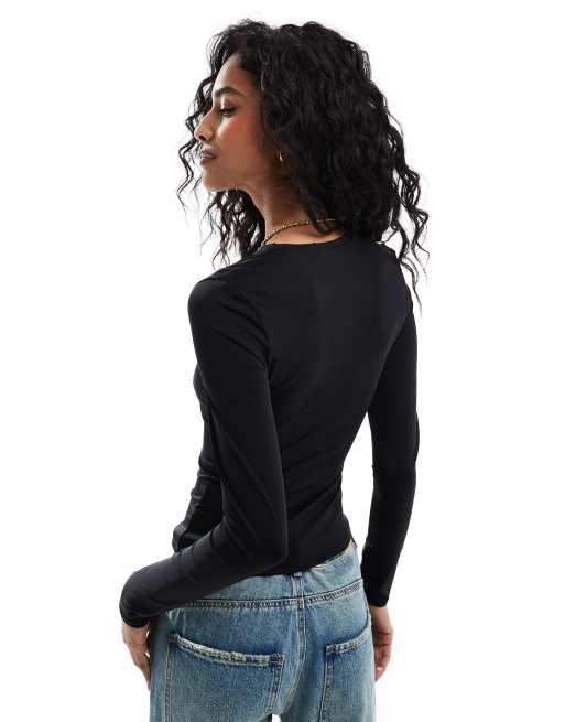 Pull&Bear polyamide sculpt long sleeved top in black | ASOS