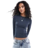 [Pull & Bear] Pull & Bear polyamide sculpt long sleeved top in navy blue XL NAVY