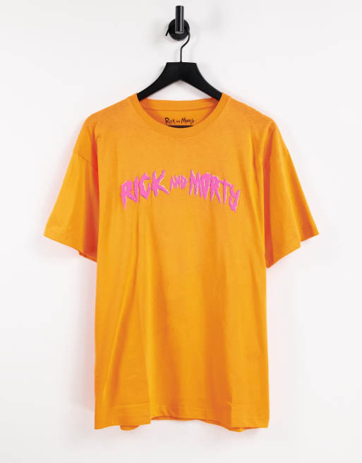 Pull&Bear – Pomarańczowy T-shirt z nadrukiem Ricka i Morty'ego na plecach