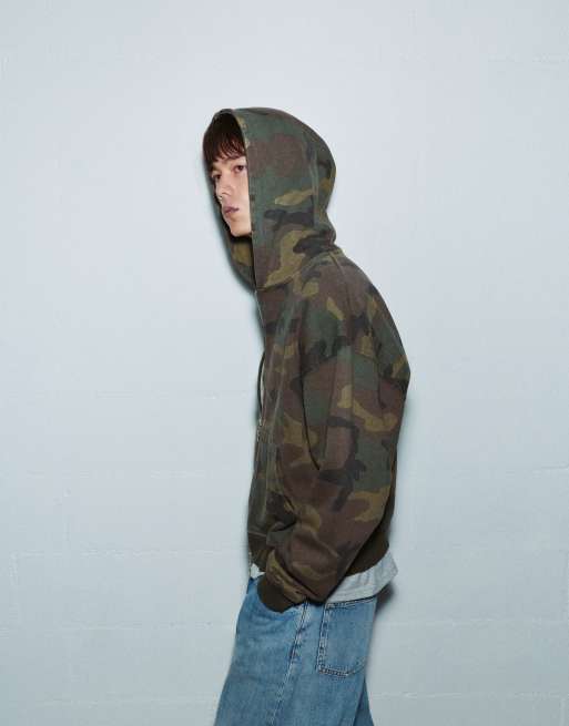 Pull&Bear Printed sweatshirt with hood and zip in khaki, 4 of 6