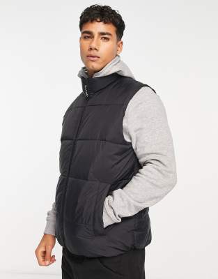 Pull&Bear puffer gilet in black | ASOS