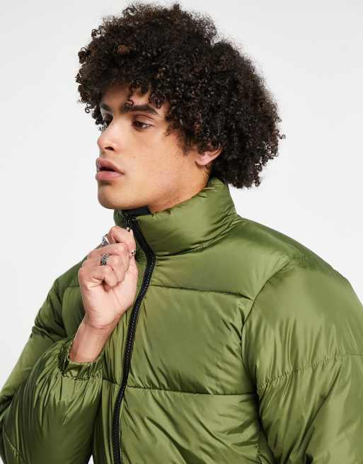 Pull Bear Puffer jack in kakigroen ASOS