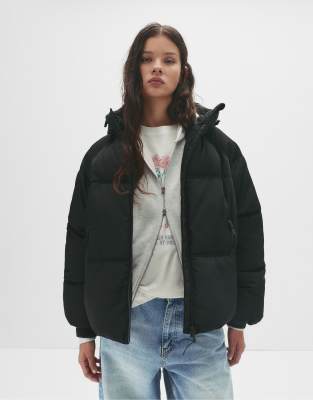 Pull & Bear Puffer Jacket With Hood In Black