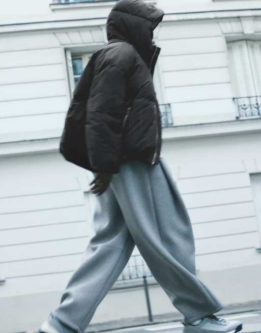 Pull&Bear Puffer jacket with hood in black, 2 of 7