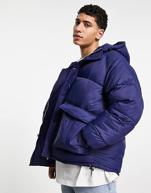 Pull&Bear puffer jacket with hood in blue | ASOS