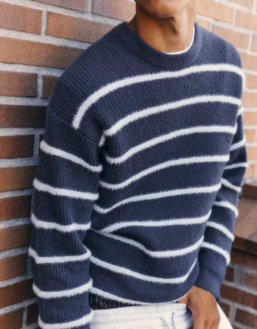 Pull&Bear pull brodé à rayures bleu marine, 6 de 7
