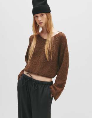 Pull en maille chenille  col V - Marron - Pull & bear - Modalova