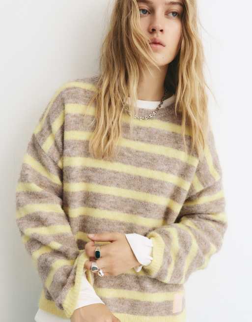 Pull&Bear – Pullover in gelb gestreift ASOS