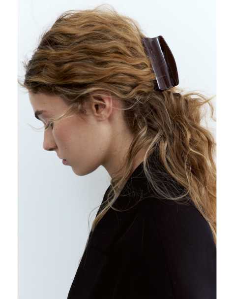 Pull&Bear – Quadratische Haarklammer in Braun - view 1