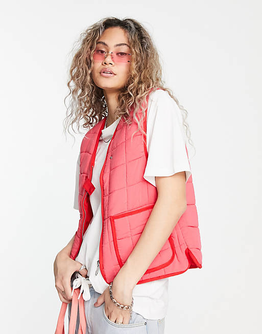Pull&Bear quilted gilet in red | ASOS