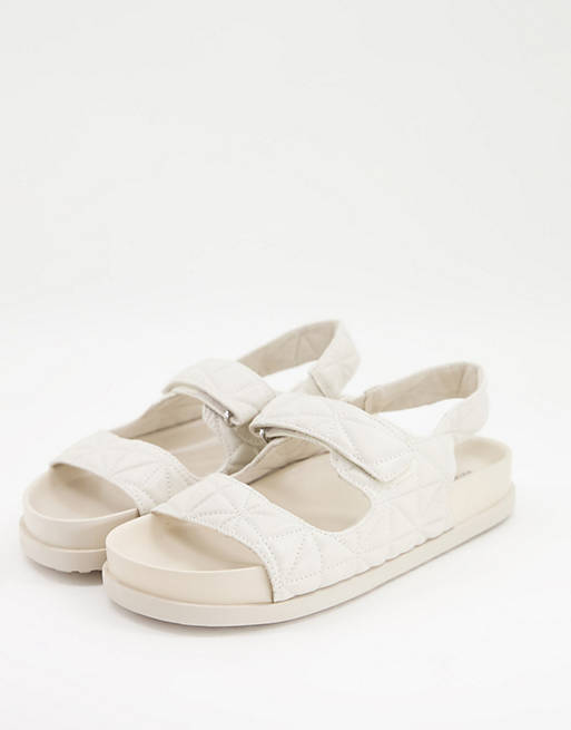 Pull&Bear quilted grandad sandal in white