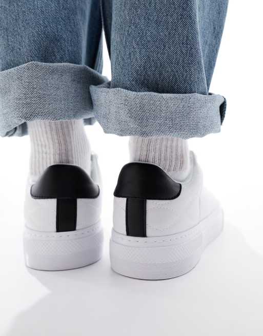 Pull&Bear flatform sneakers with black back tab in white