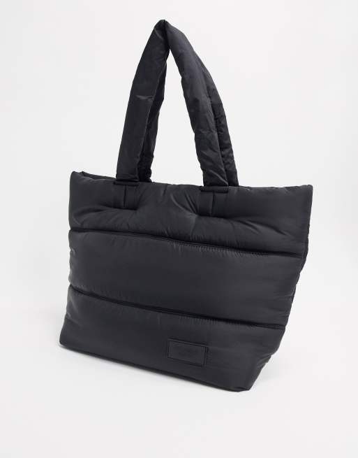 Pull&Bear Women's' Black Quilted Tote Bag