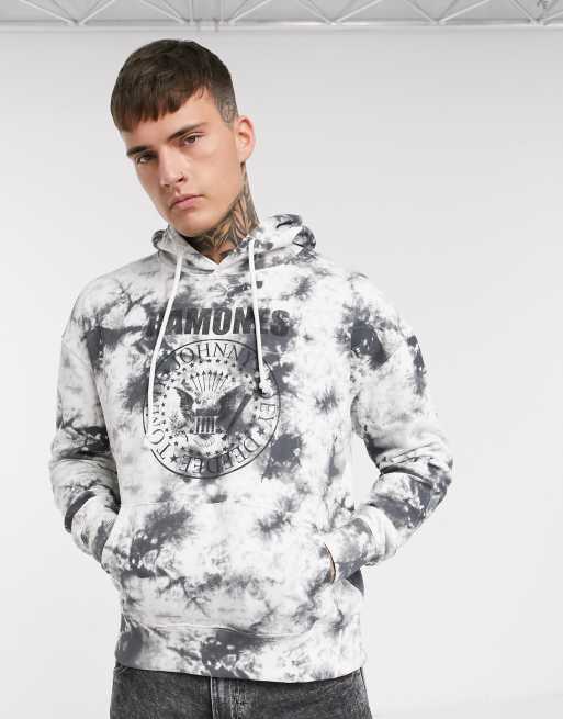 Tie dye sweatshirt pull and bear hot sale