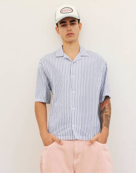 Pull&Bear – Randig skjorta i poplin med korta ärmar - view 1