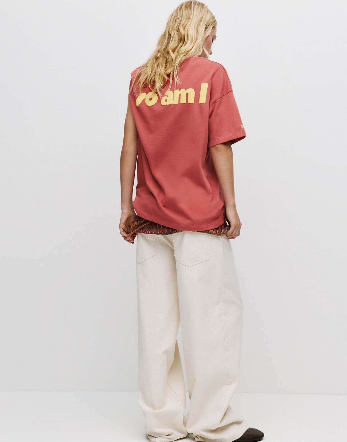 Pull&Bear Red slogan t-shirt in red