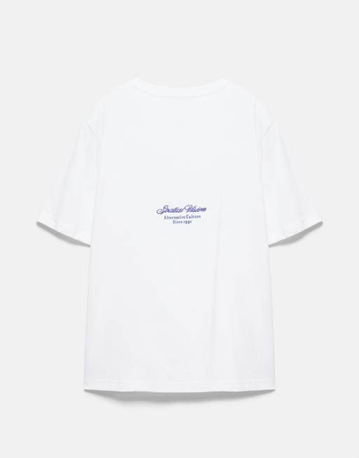 Pull&Bear Regular fit graphic t-shirt in white, 7 of 7