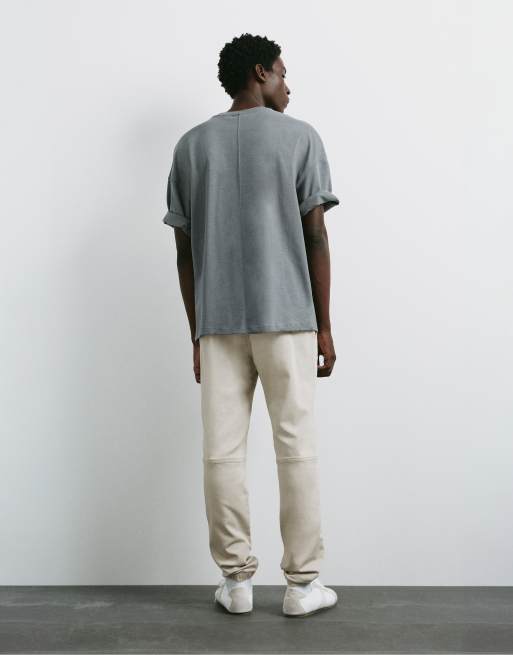 Pull&Bear regular fit joggingbyxor i beige, 2 av 7