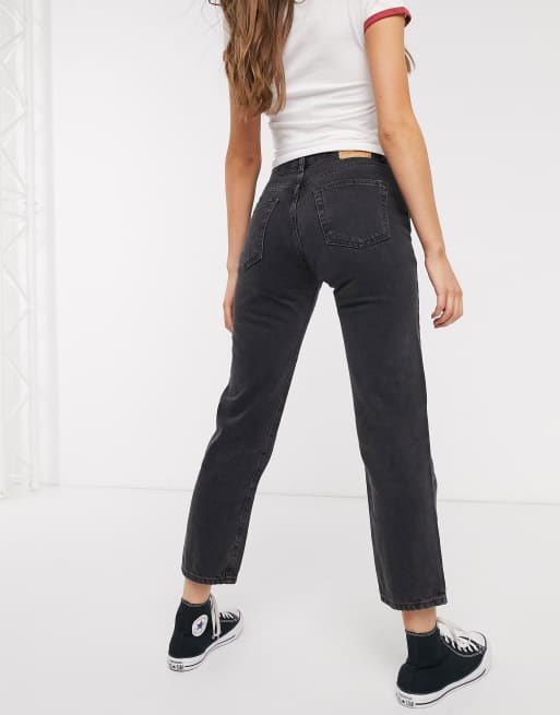 Pull Bear regular mom jeans in black ASOS