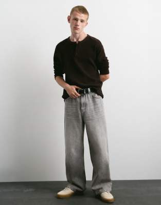 Pull & Bear Relaxed Baggy Jeans In Grey