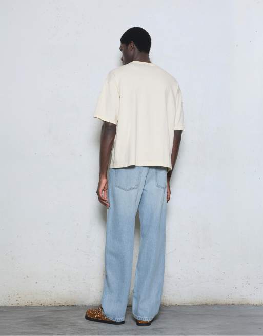 Pull&Bear Relaxed fit graphic pocket t-shirt in off white, 2 of 7