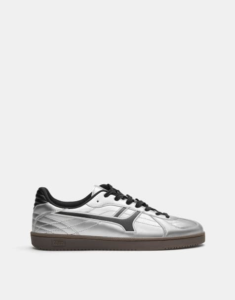 Pull&Bear – Retro-Sneaker in Metallic-Silber - view 1