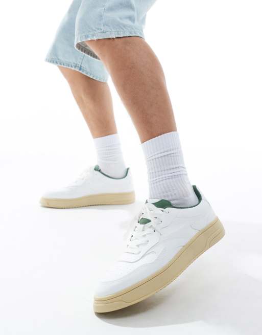 Pull&Bear – Retro-Sneaker in Weiß mit Detail in Grün