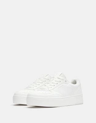 Pull&Bear – Retro-Sneaker in Weiß
