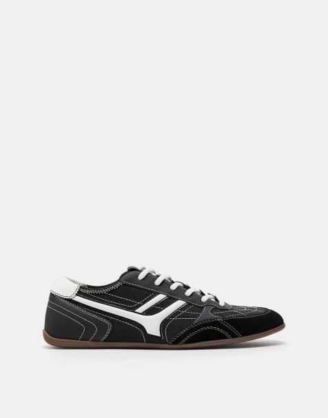 Pull&Bear - Retro sneakers met stiksels in zwart - view 1