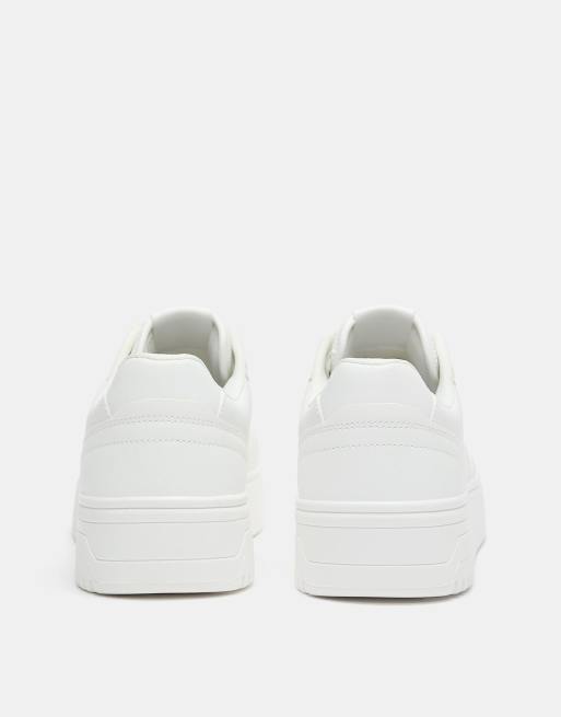 Pull&Bear Retro trainers in white, 3 of 4
