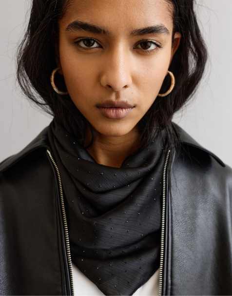 Pull&Bear Rhinestone scarf in black - view 1