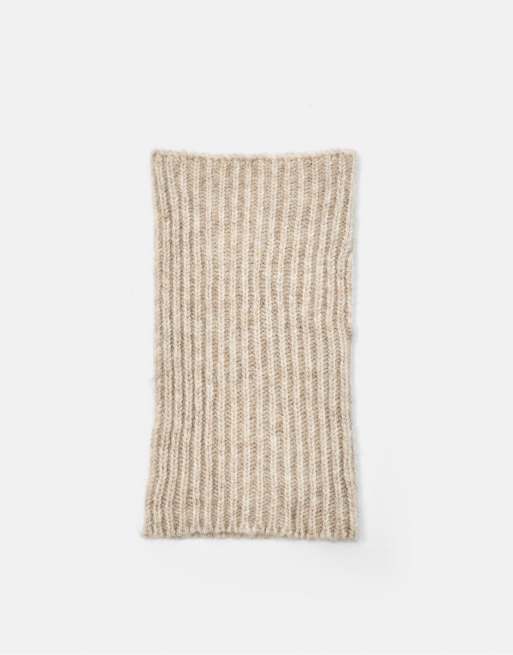 Pull&Bear Ribbed knit mittens in sand, 4 of 4