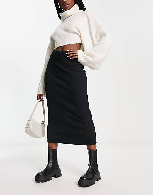 https://images.asos-media.com/products/pullbear-ribbed-midaxi-skirt-in-black/204404382-1-black?$n_640w$&wid=513&fit=constrain