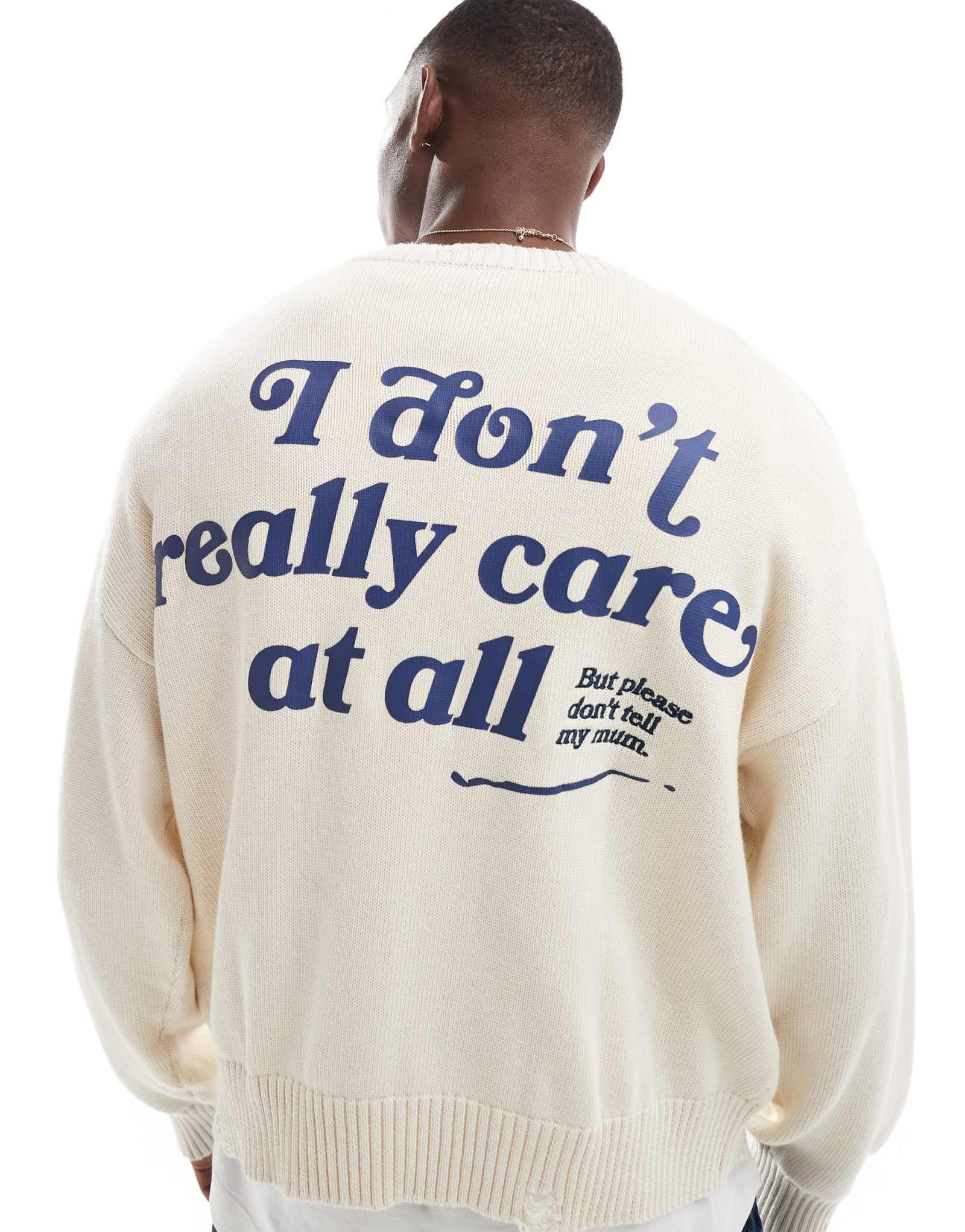 Свитер с рубчатым принтом Pull-Bear цвета экрю 11490₽