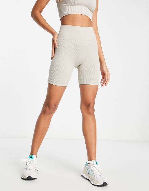 Pull&Bear ribbed seamless cropped top and legging short in sand