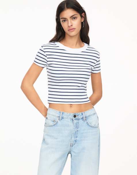 Pull&Bear - Ribstrikket cropped T-shirt med striber - view 1