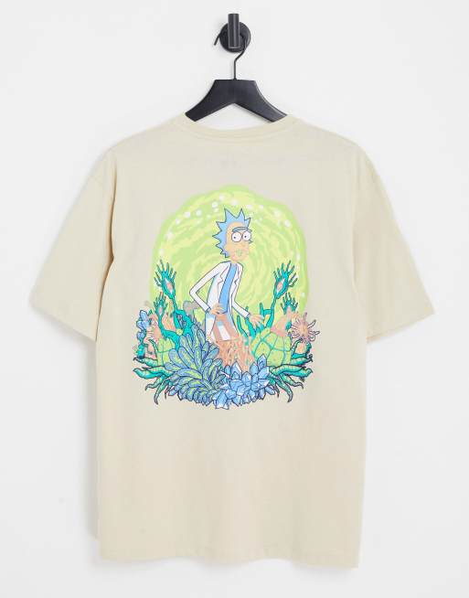 rick and morty t shirt pull and bear